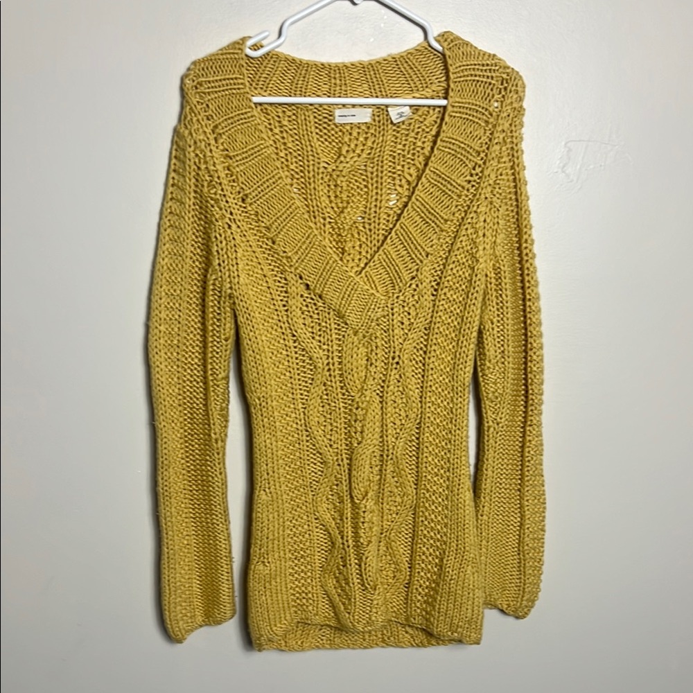 Anthropologie Yellow V-Neck Sweater 100% wool